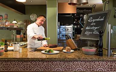 Chefkoch Matthias Kleber im Restaurant Seewirtschaft