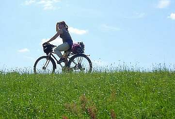 Mit dem Fahrrad auf dem Elberadweg