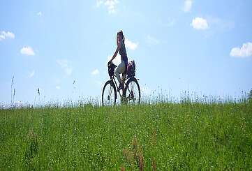 Mit dem Fahrrad auf dem Elberadweg