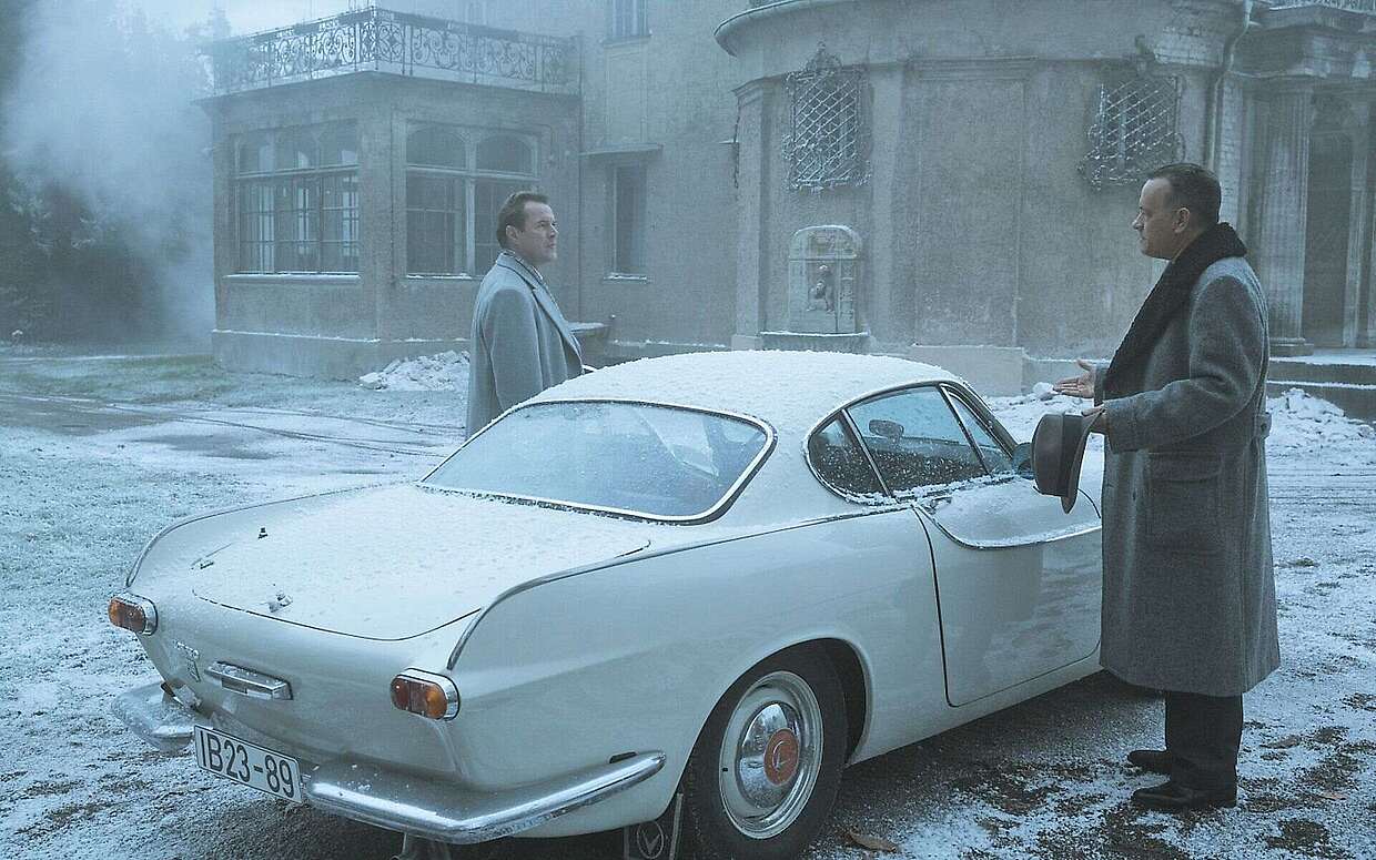 Tom Hanks und Sebastian Koch beim Dreh vor Schloss Marquardt