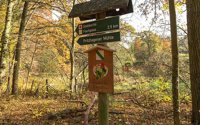 Wanderschilder der Naturparkroute Märkische Schweiz