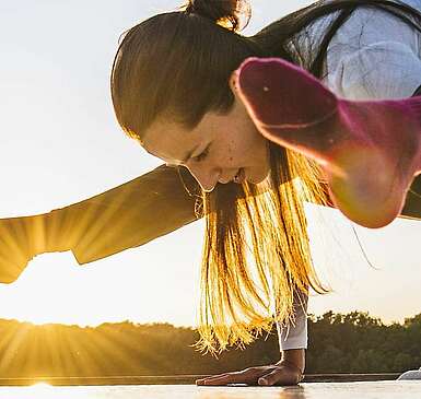 Yoga bei Sonnenaufgang