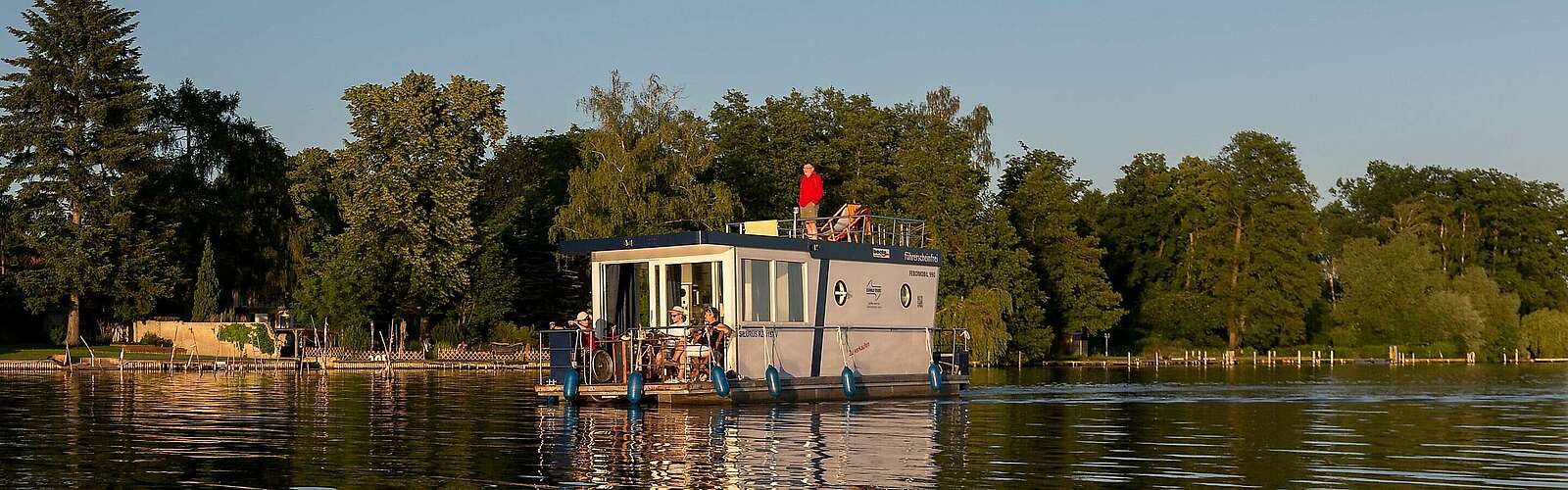 Barrierefreie Hausboottour