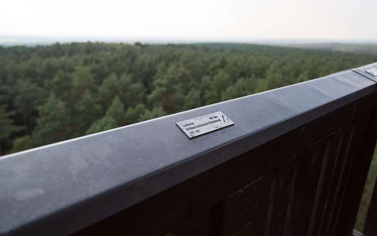 Bei gutem Wetter kann man bis nach Leipzig schauen.