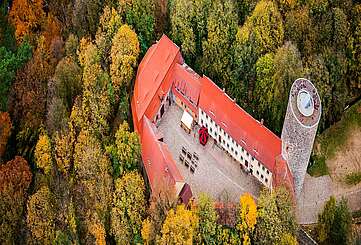 Burg Rabenstein im Herbst