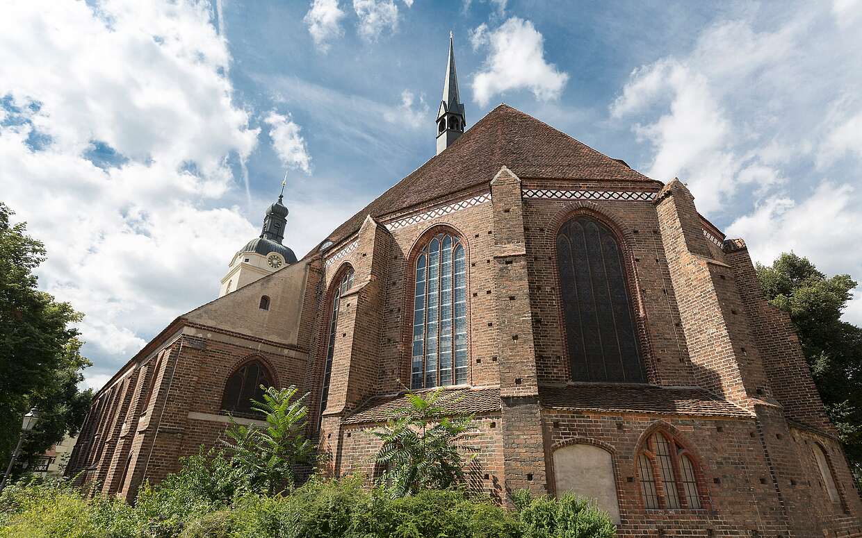 Die Kirche St. Gotthardt. Hier wurde Loriot getauft.