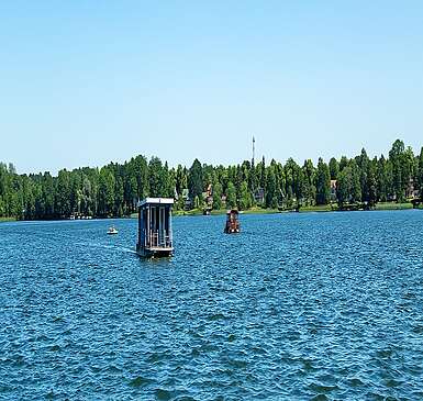 Hausboot auf dem Ruppiner See