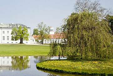 Schloss Neuhardenberg mit Parkanlage