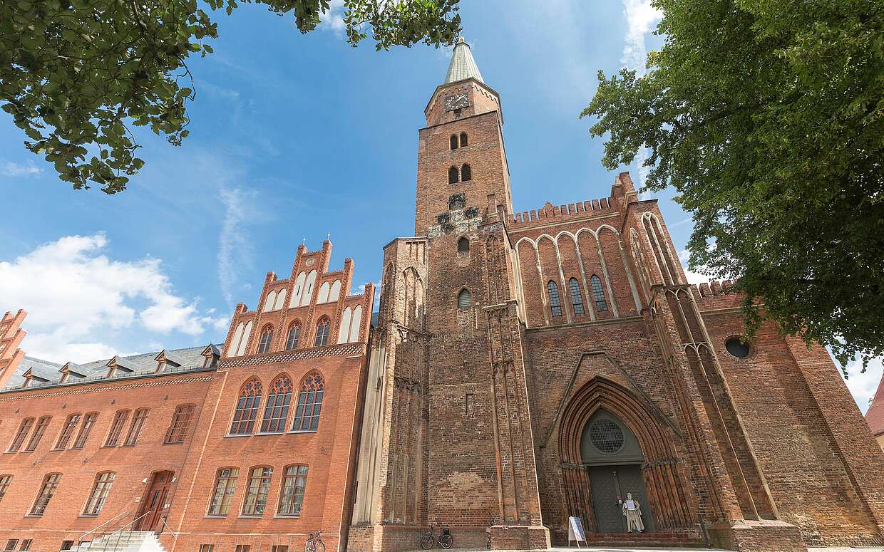 Der Dom St. Peter und Paul