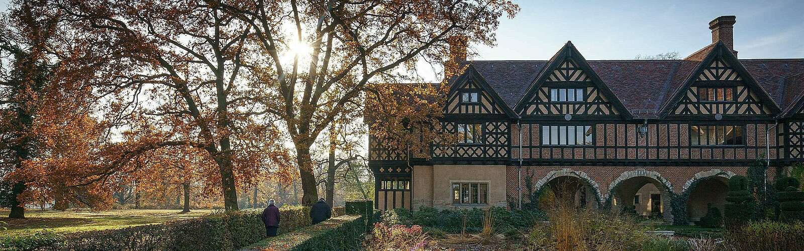 Neuer Garten im Herbst