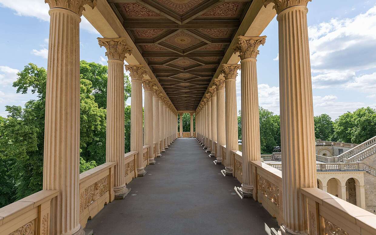 Im Schloss Belvedere auf dem Pfingstberg