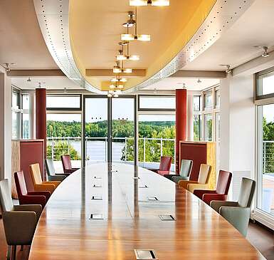 Zeppelin-Lounge im Kongresshotel am Templiner See