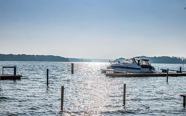 Motorboot auf dem Scharmützelsee Motorboot auf dem Scharmützelsee