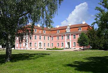Schloss Wolfshagen mit Gartenanlage