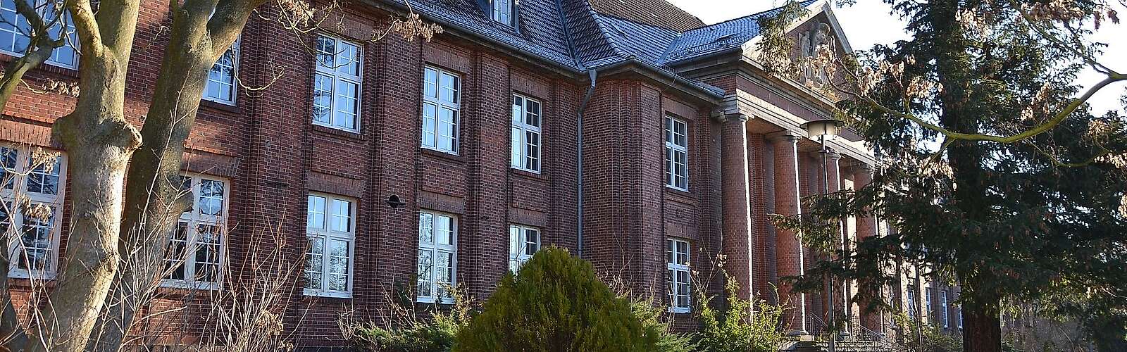 Alte Hauptverwaltung der einstigen Pulverfabrik Kirchmöser