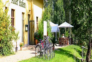 Gasthaus & Pension Alter Hafen am Havel-Radweg