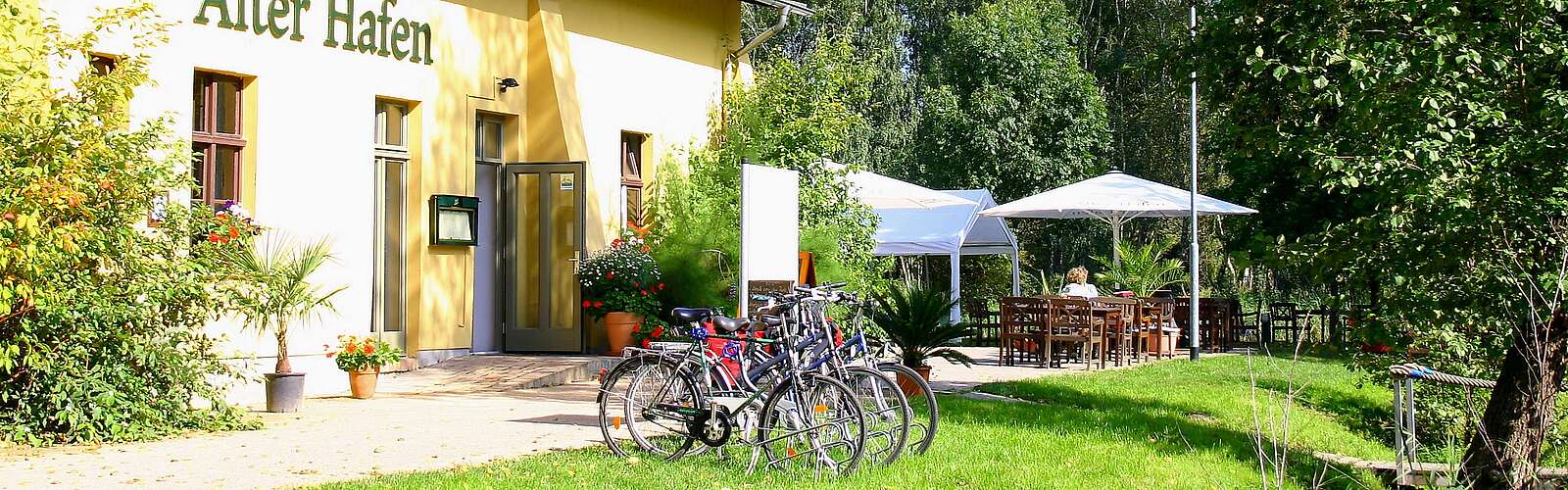 Gasthaus & Pension Alter Hafen am Havel-Radweg