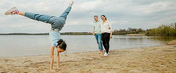 Familie am Senftenberger See