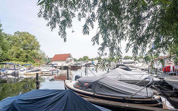 Marina am Tiefen See