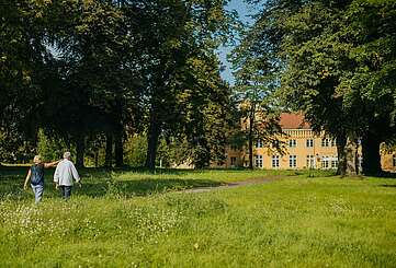 Spaziergang im Schlosspark Petzow