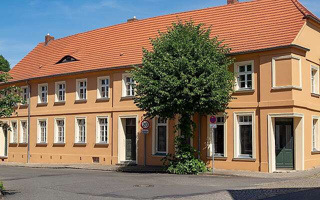 Ehemalige Adler-Apotheke Plaue