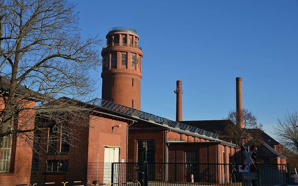 Überragend: der 65 Meter hohe Wasserturm in Kirchmöser