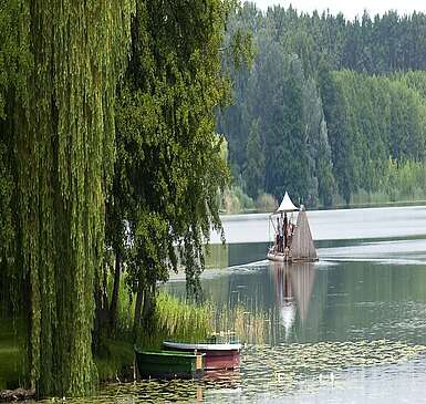 Floß auf Oberpfuhlsee bei Lychen