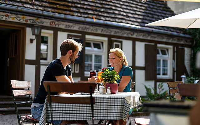 Paar im Restaurant Fontanehaus Paar im Restaurant Fontanehaus