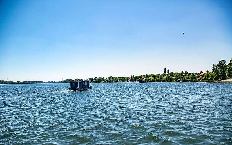 Hausboot auf dem Ruppiner See