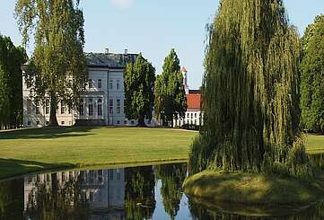 Schloss Neuhardenberg mit Parkanlage