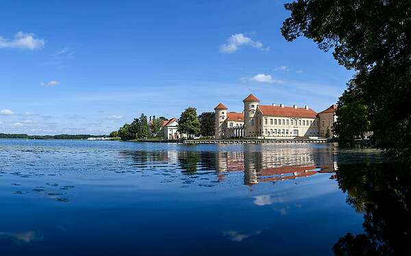 Schloss Rheinsberg am Grienericksee