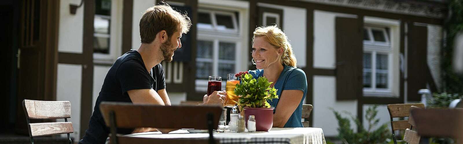 Paar im Restaurant Fontanehaus