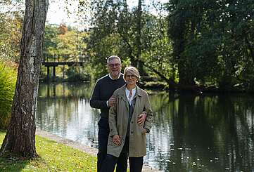 Claudia und Markus Karl an der Spree