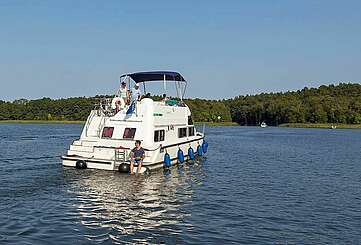 Hausboot bei Fürstenberg/Havel