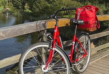 Fahrrad auf Brücke