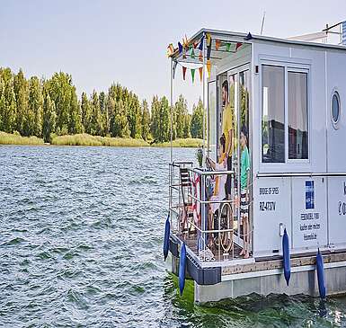 Rechlin Müritz Barrierefreier Urlaub mit der Familie auf dem Hausboot