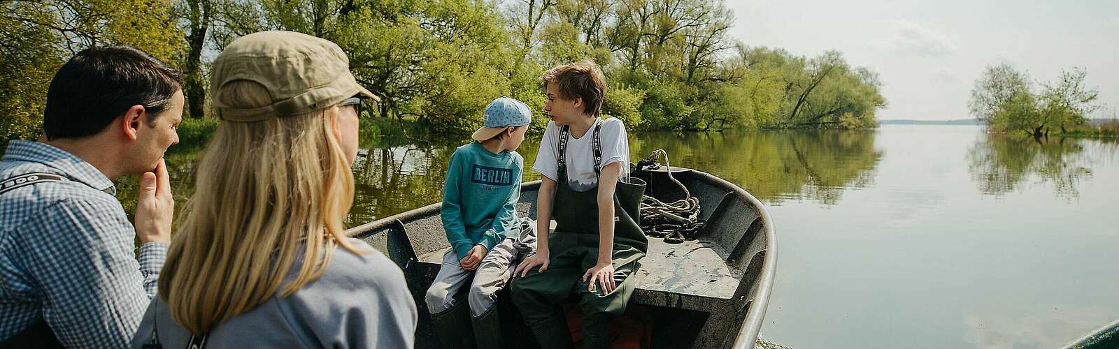 Mit dem Boot auf dem Gülper See
