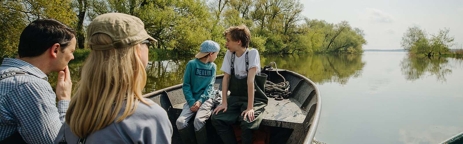 Mit dem Boot auf dem Gülper See