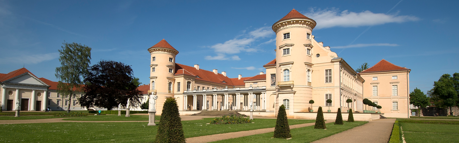 Schloss Rheinsberg mit Garten