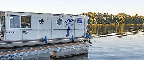 Barrierefreie Hausboottour mit dem Febomobil im Ruppiner Seenland