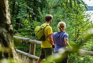 Wanderer im Naturpark Stechlin-Ruppiner Land