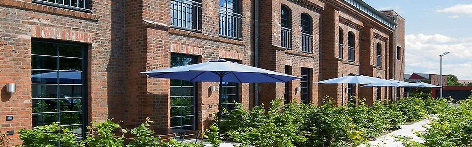 Außenansicht havelblau Ferienlofts