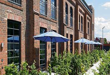 Außenansicht havelblau Ferienlofts